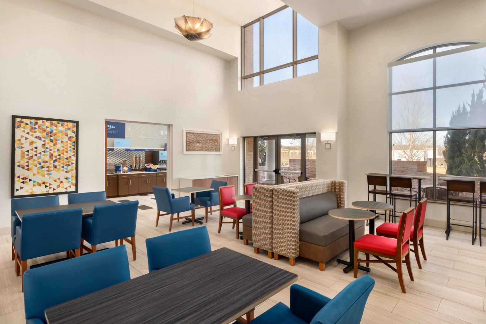 Holiday Inn Express Hotel & Suites Opelika Auburn By Ihg Extérieur photo
